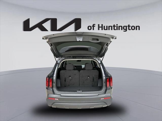 used 2023 Kia Sorento car, priced at $22,788