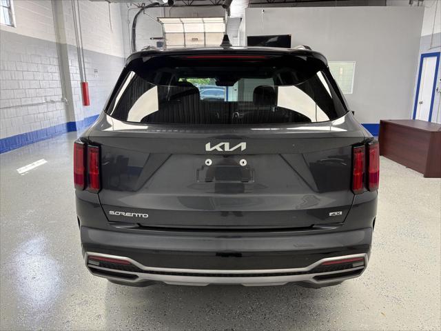 used 2023 Kia Sorento car, priced at $29,748