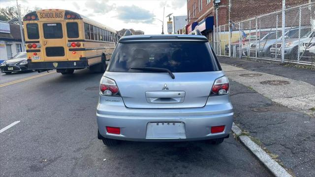 used 2006 Mitsubishi Outlander car, priced at $4,995