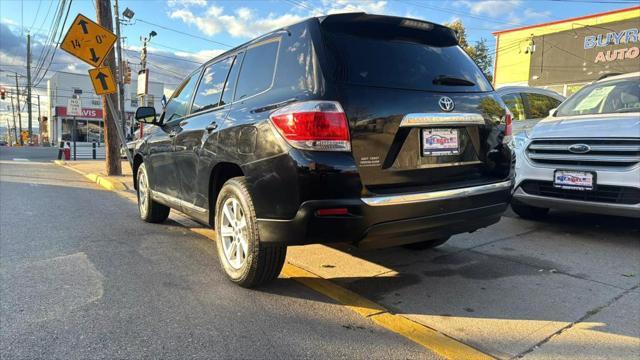 used 2012 Toyota Highlander car, priced at $10,999