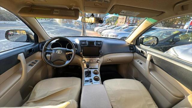 used 2012 Toyota Highlander car, priced at $10,999