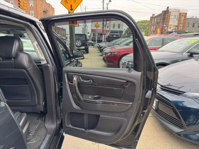 used 2015 GMC Acadia car, priced at $9,975