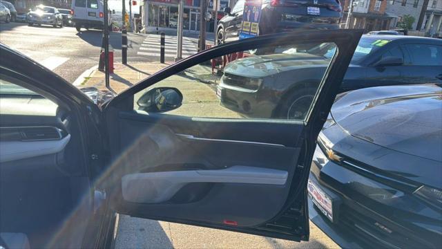 used 2020 Toyota Camry Hybrid car, priced at $20,999