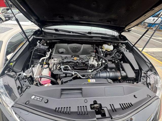 used 2020 Toyota Camry Hybrid car, priced at $20,999