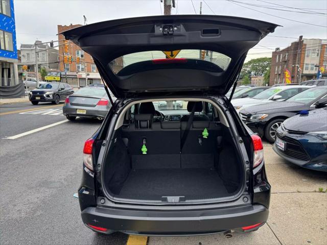 used 2022 Honda HR-V car, priced at $15,999