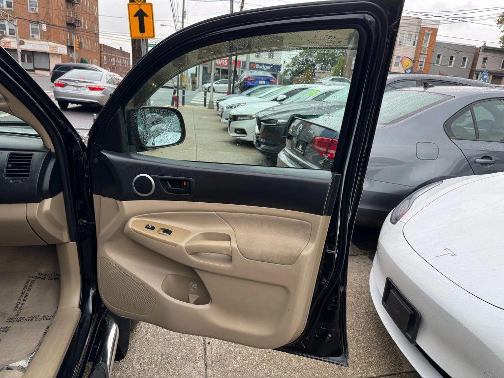 used 2009 Toyota Tacoma car, priced at $14,999