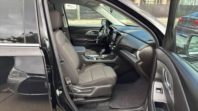 used 2021 Chevrolet Traverse car, priced at $20,999