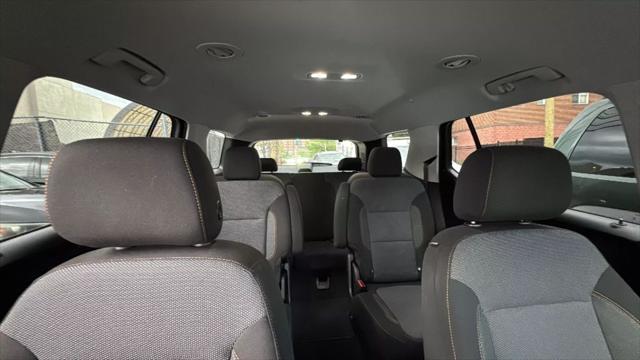 used 2021 Chevrolet Traverse car, priced at $20,999