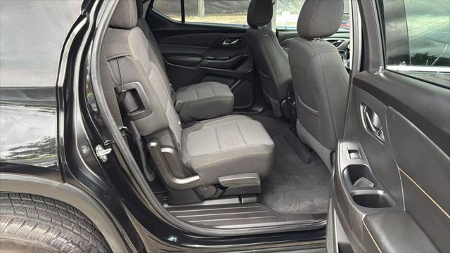 used 2021 Chevrolet Traverse car, priced at $20,999