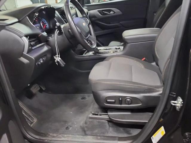 used 2021 Chevrolet Traverse car, priced at $21,999