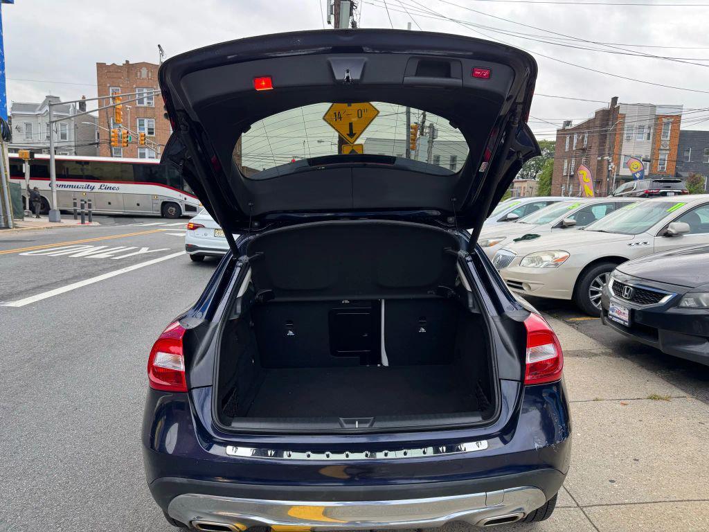 used 2018 Mercedes-Benz GLA 250 car, priced at $13,999
