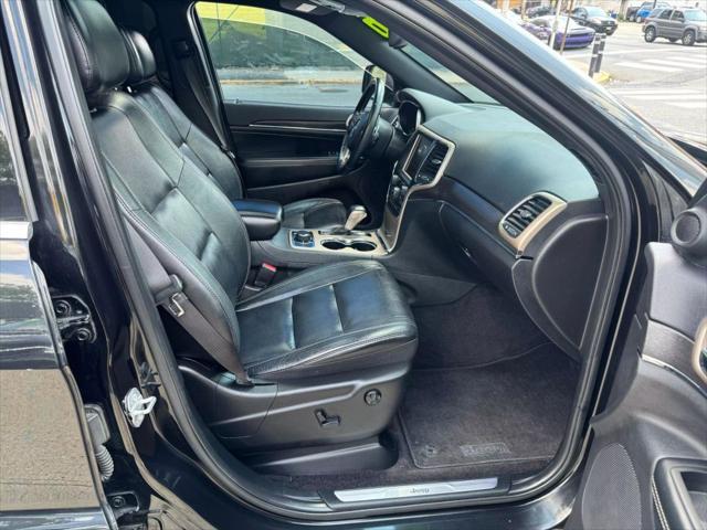 used 2016 Jeep Grand Cherokee car, priced at $14,995