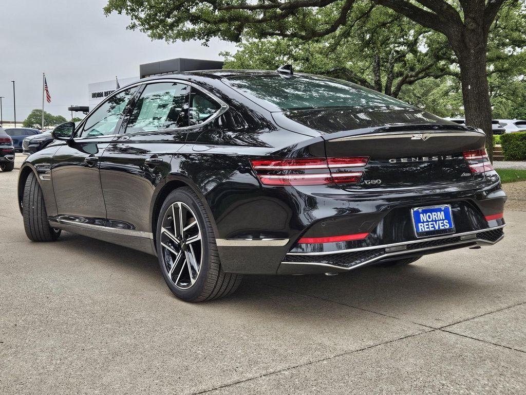 new 2025 Genesis G80 car, priced at $64,355