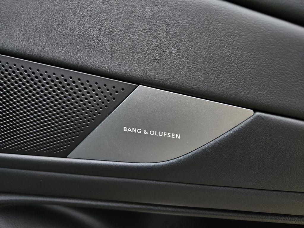 new 2025 Genesis G80 car, priced at $64,355
