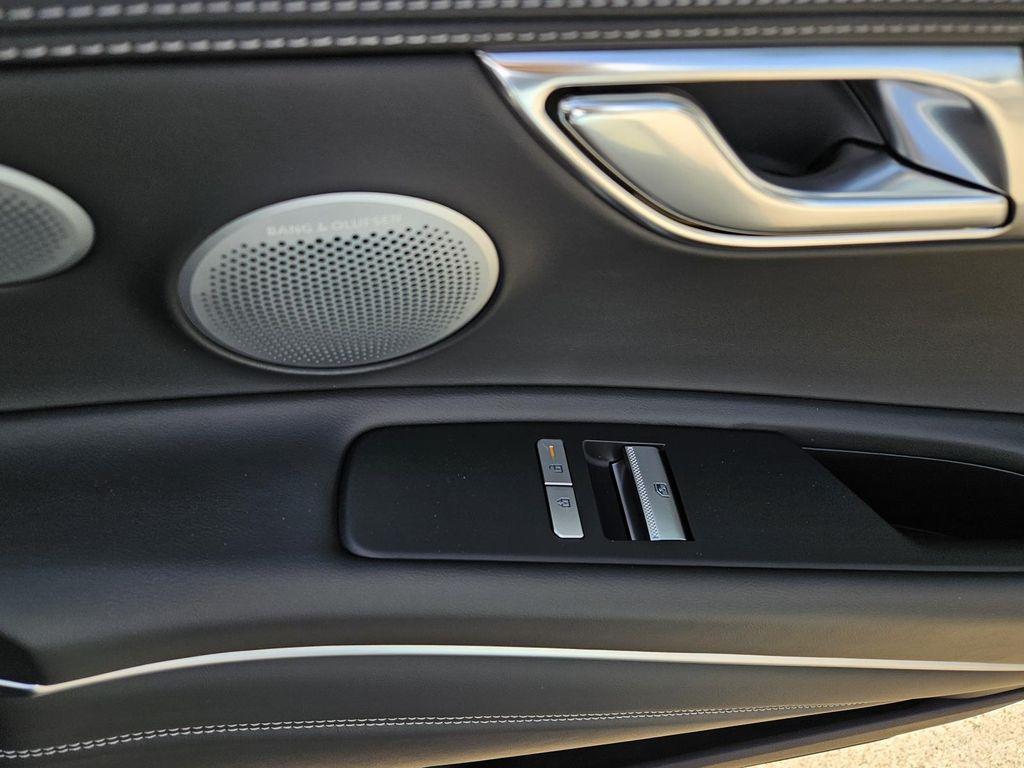 new 2026 Genesis GV80 car, priced at $75,950