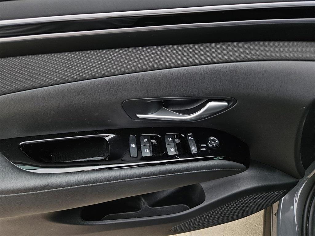 used 2024 Hyundai SANTA CRUZ car, priced at $33,000