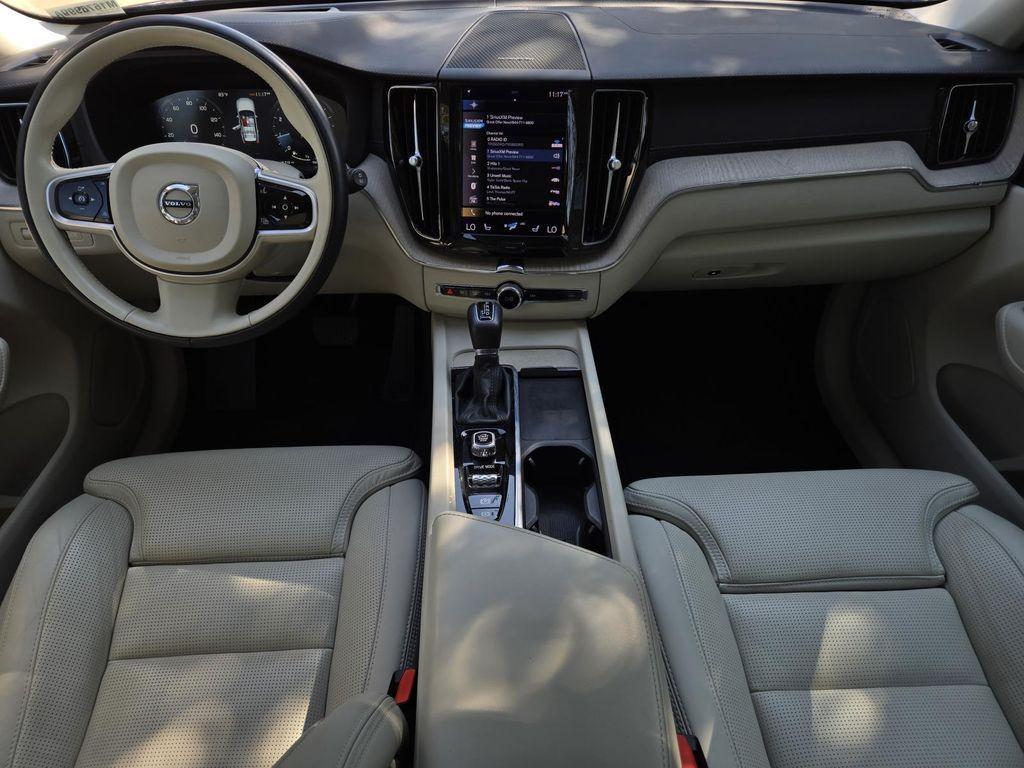 used 2021 Volvo XC60 car, priced at $32,121