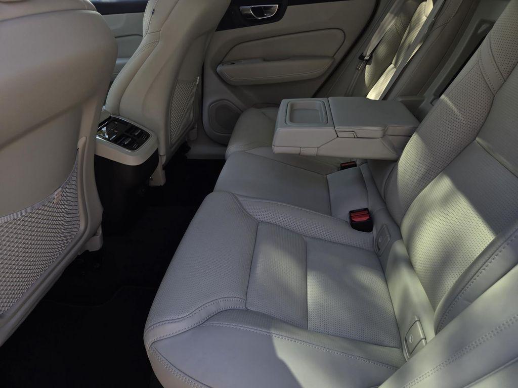used 2021 Volvo XC60 car, priced at $32,121
