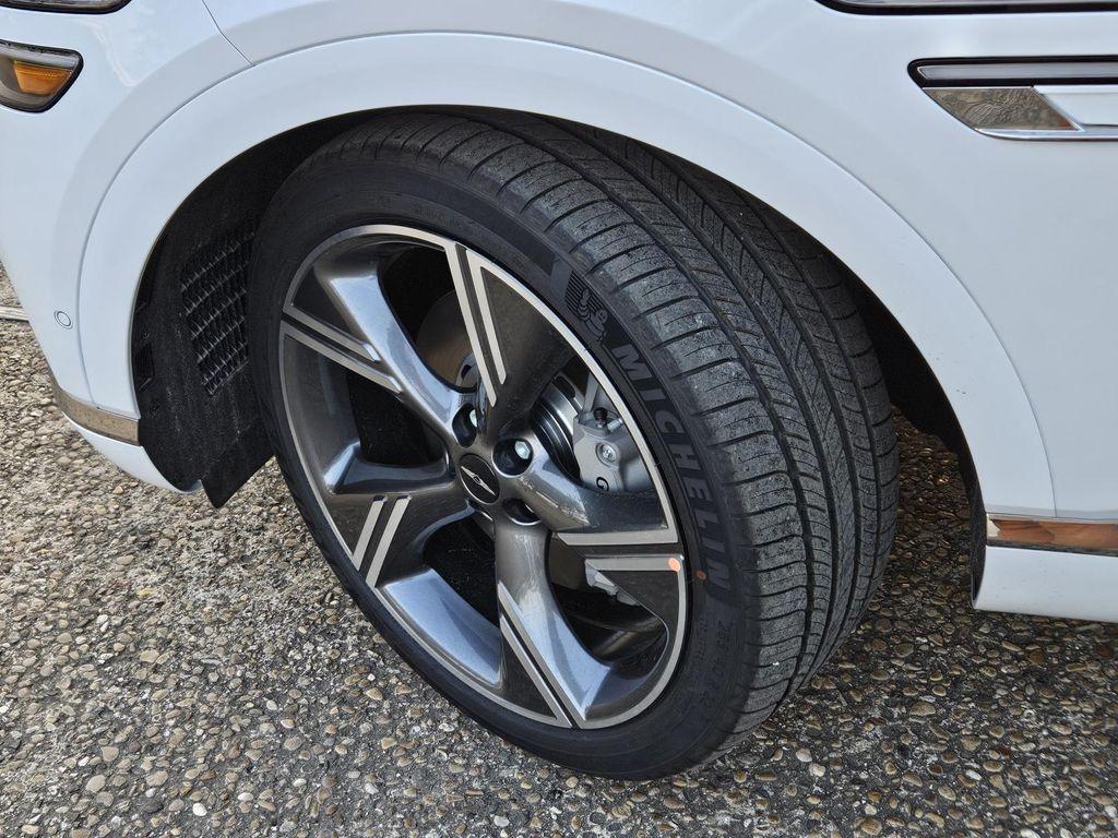 new 2025 Genesis GV80 car, priced at $82,614