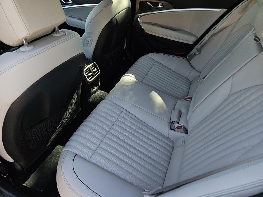 new 2026 Genesis G70 car, priced at $55,665