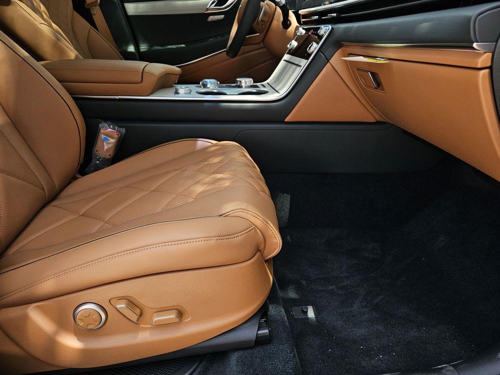 new 2025 Genesis GV80 car, priced at $82,795