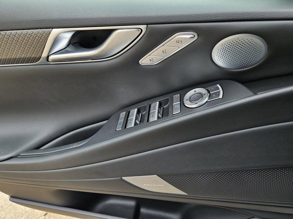 new 2026 Genesis G80 car, priced at $80,600