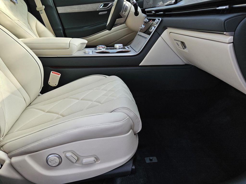 new 2025 Genesis GV80 car, priced at $82,764