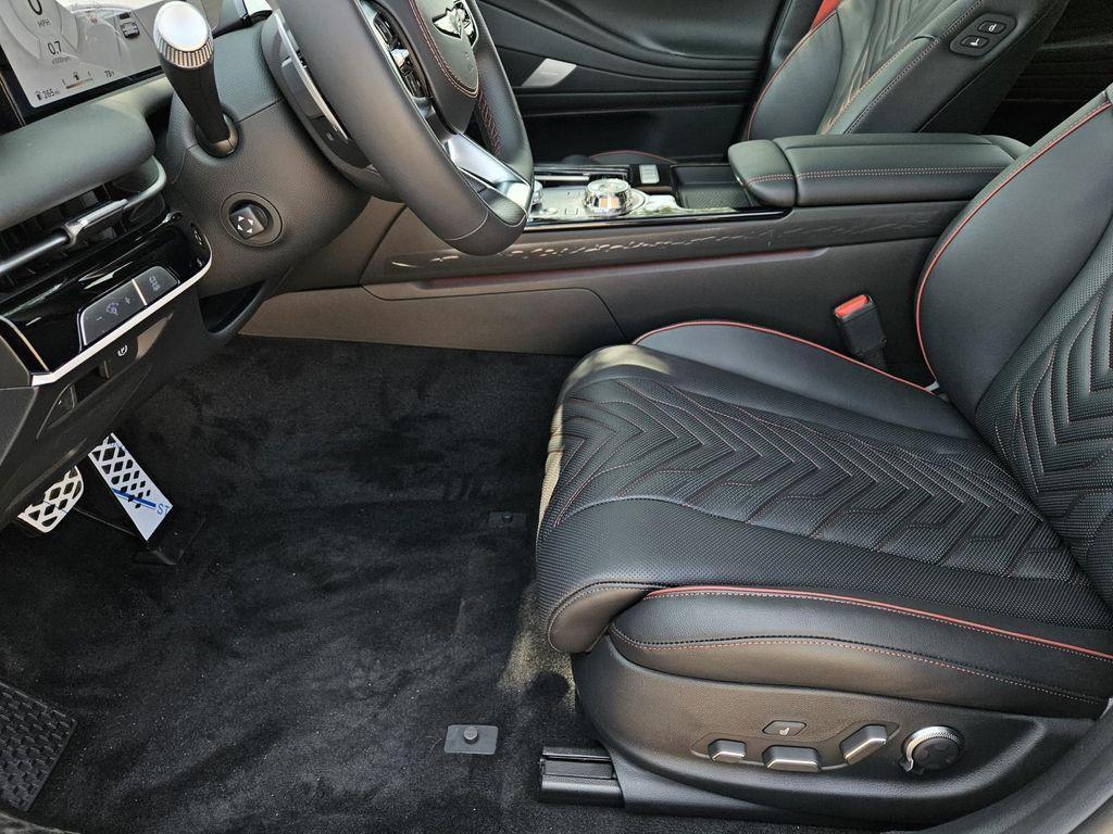 new 2025 Genesis G80 car, priced at $68,220