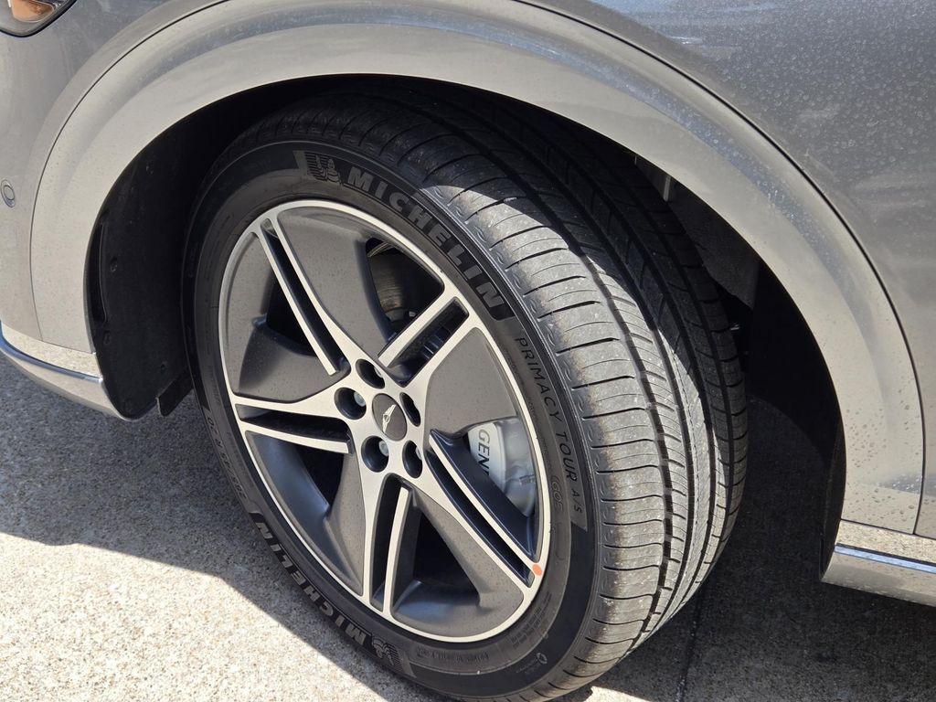 new 2026 Genesis Electrified GV70 car, priced at $71,770