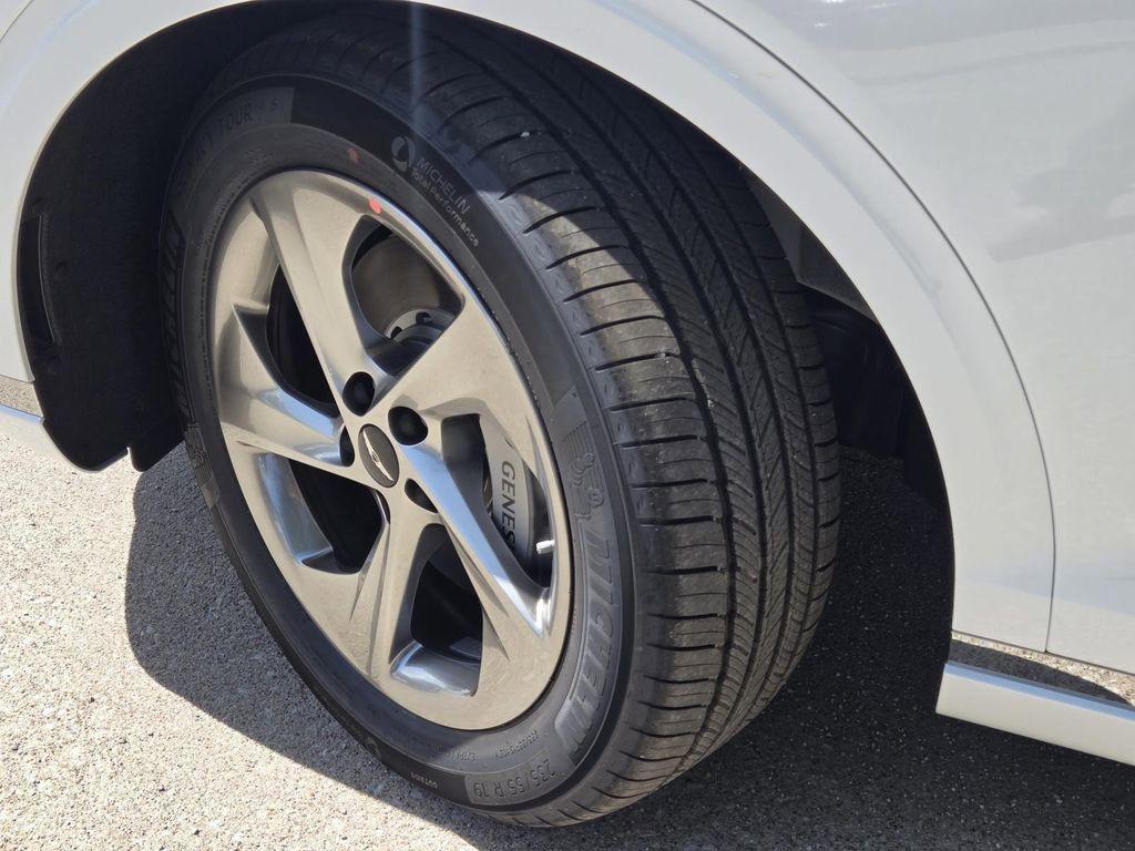 new 2026 Genesis GV70 car, priced at $50,010