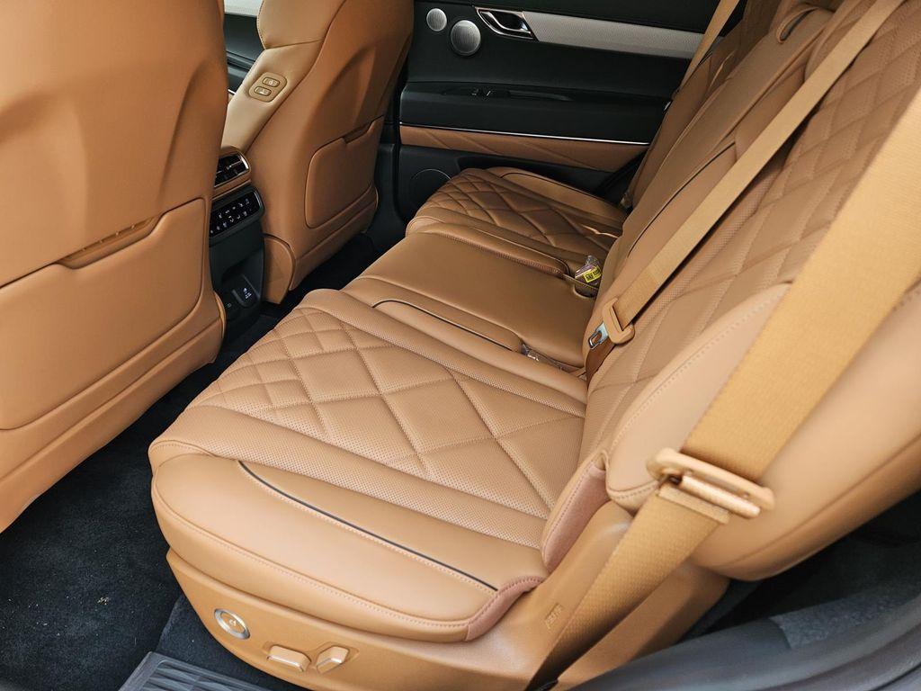new 2025 Genesis GV80 car, priced at $82,585