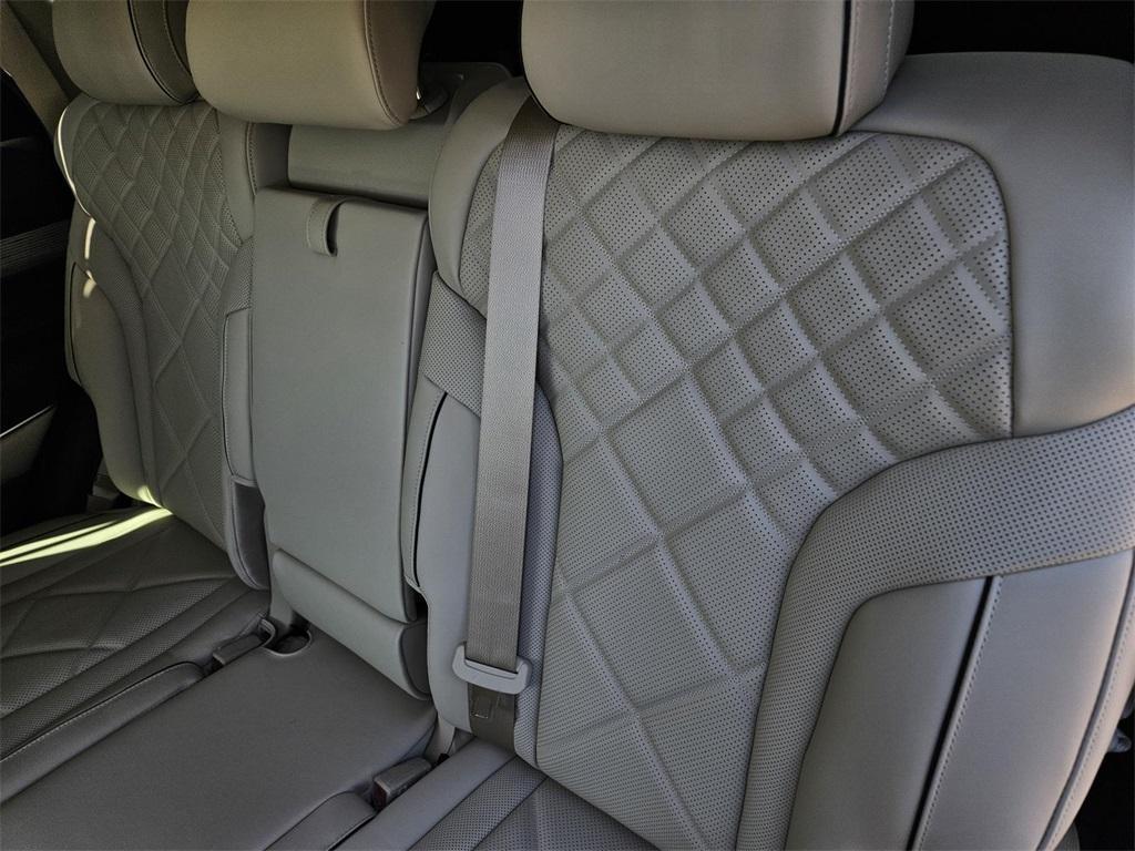new 2025 Genesis GV80 car, priced at $82,789