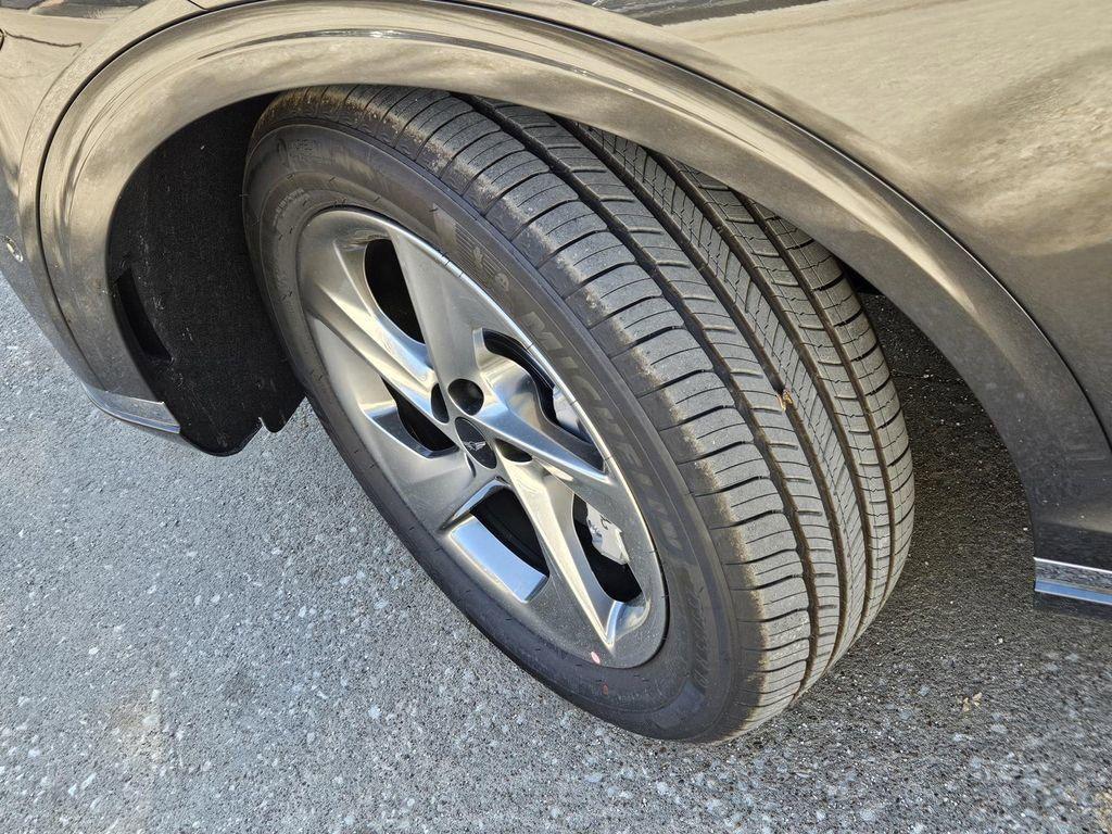 new 2026 Genesis GV70 car, priced at $59,550