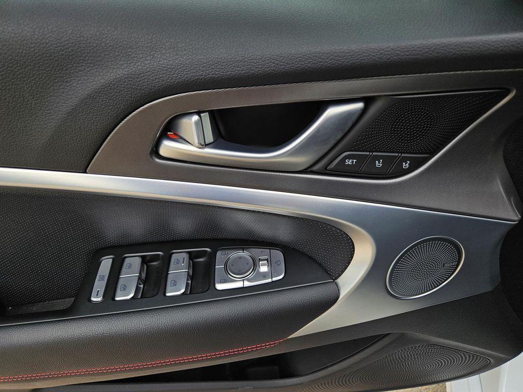 used 2025 Genesis G70 car, priced at $41,700