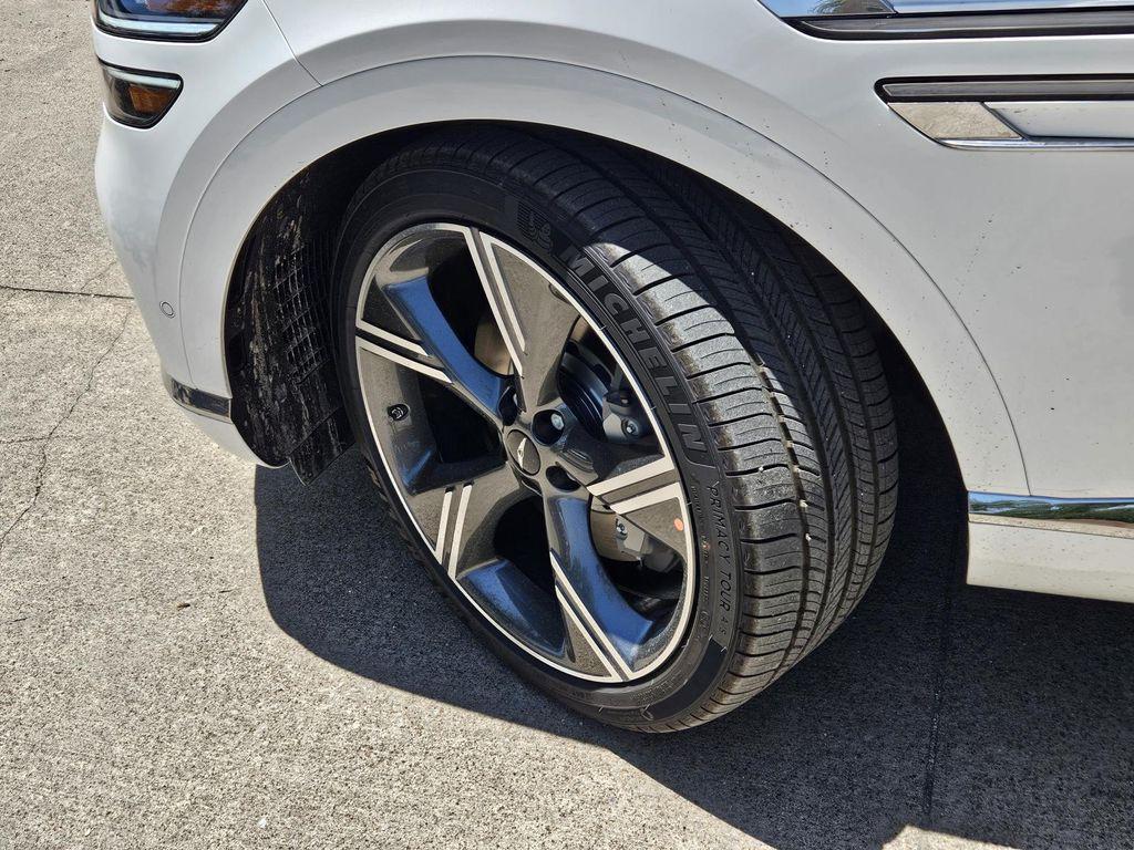 new 2025 Genesis GV80 car, priced at $82,804