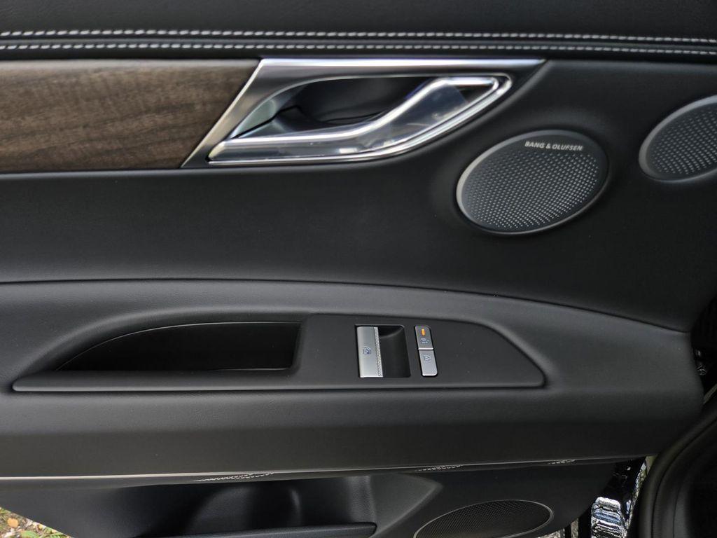 new 2025 Genesis GV80 car, priced at $82,705