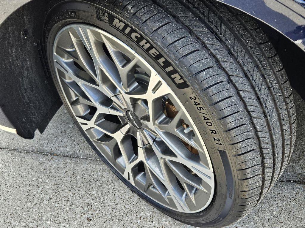 new 2026 Genesis G90 car, priced at $105,250