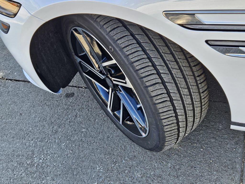 new 2026 Genesis G80 car, priced at $67,190