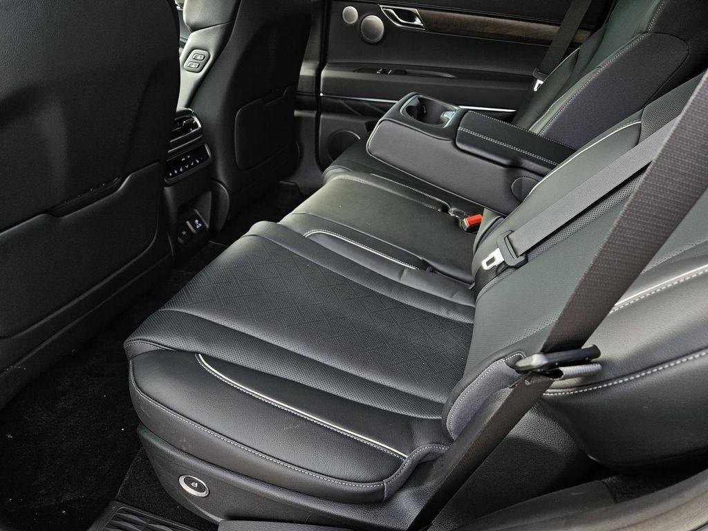 new 2025 Genesis GV80 car, priced at $73,670