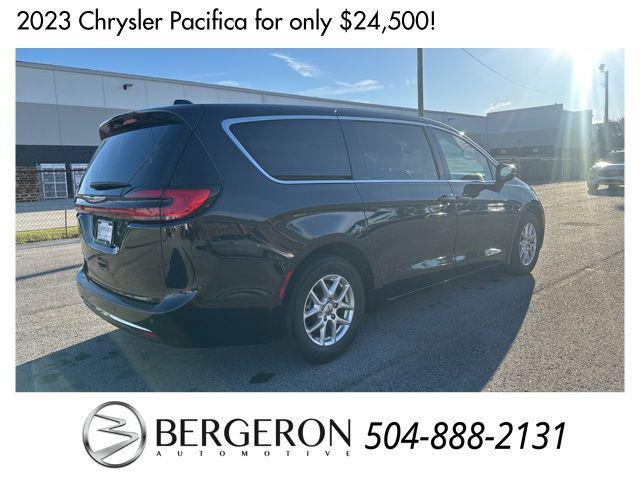 used 2023 Chrysler Pacifica car