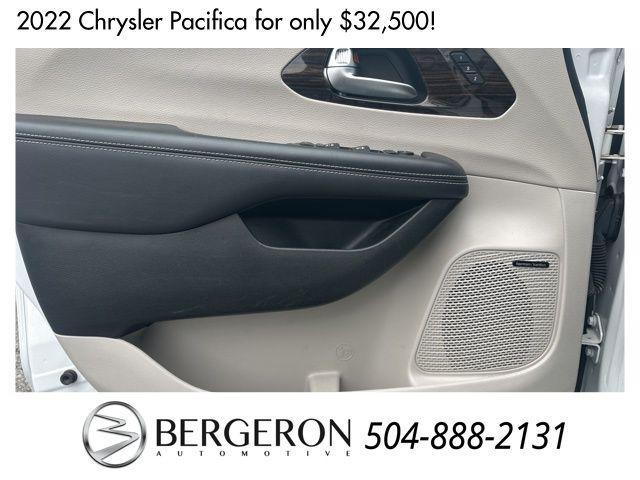 used 2022 Chrysler Pacifica car