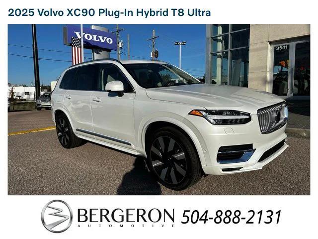 new 2025 Volvo XC90 Plug-In Hybrid car, priced at $82,000