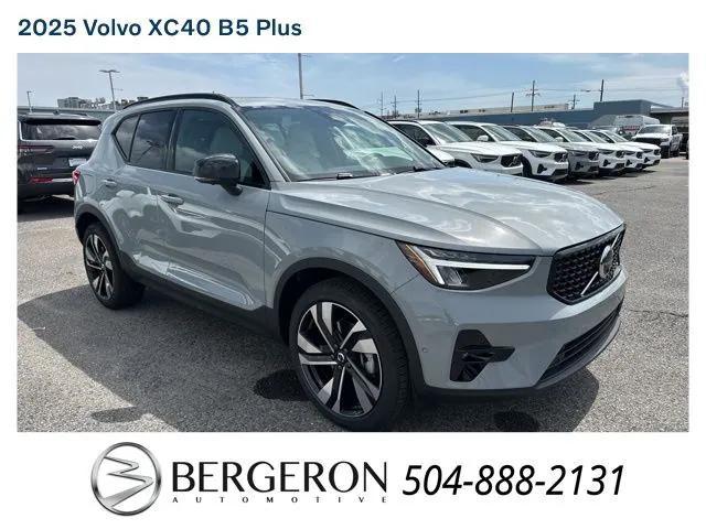 new 2025 Volvo XC40 car, priced at $48,270