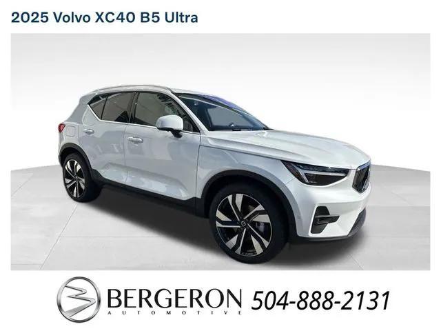 new 2025 Volvo XC40 car, priced at $50,595