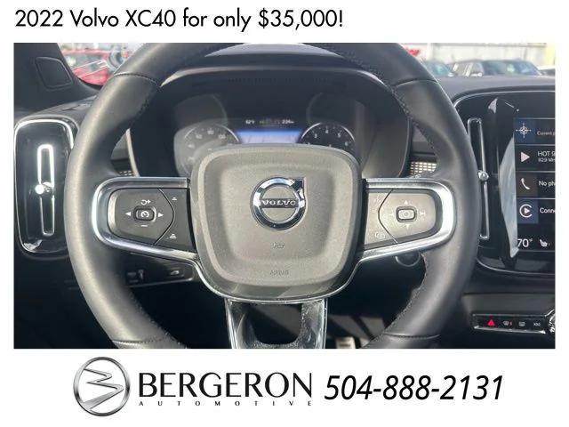 used 2022 Volvo XC40 car