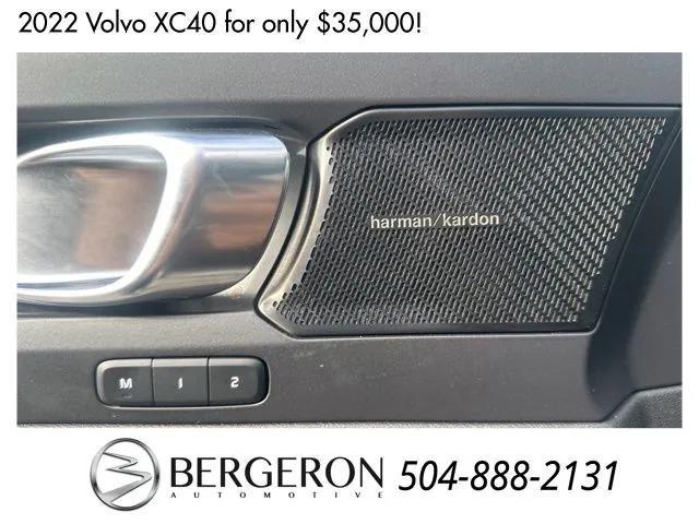 used 2022 Volvo XC40 car