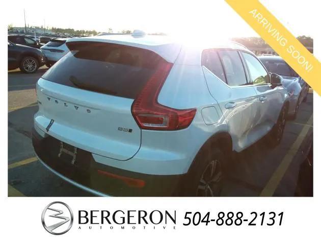 used 2024 Volvo XC40 car