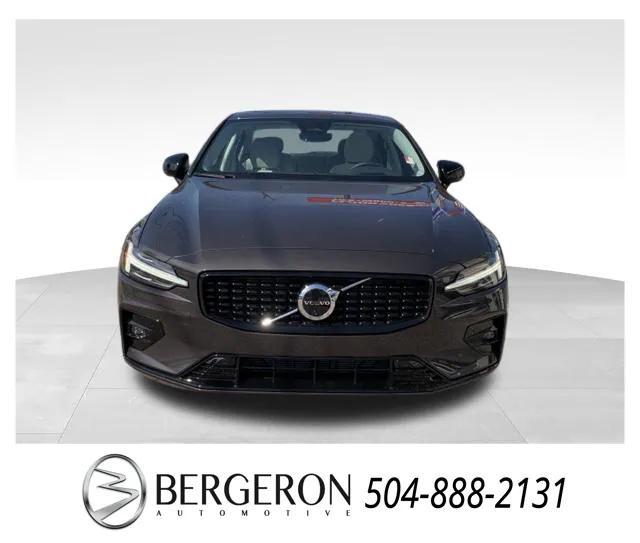 new 2024 Volvo S60 car, priced at $44,000