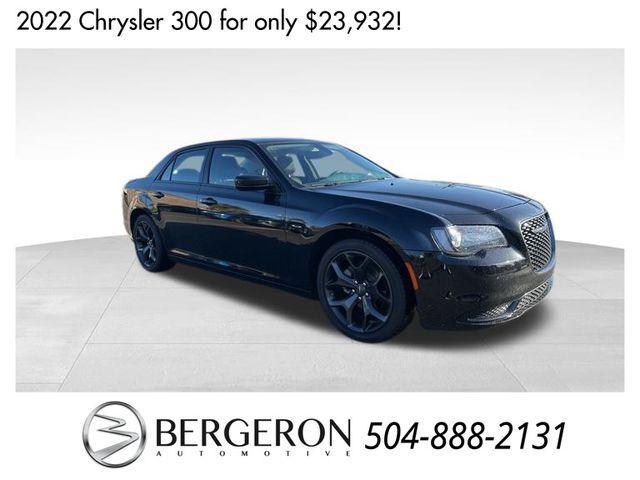 used 2022 Chrysler 300 car