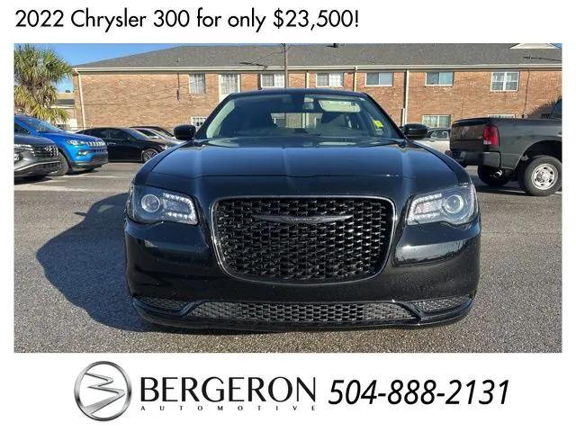 used 2022 Chrysler 300 car